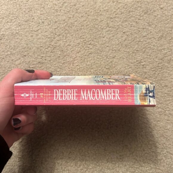 I left my heart debbie macomber book - Picture 2 of 3